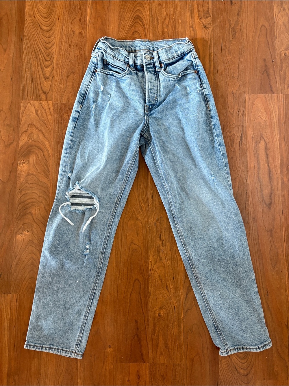 Old Navy Sky-Hi Straight Jeans
